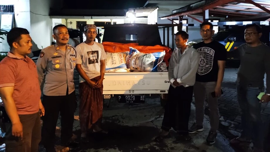 Mafia Pupuk Bersubsidi Di Bondowoso Tertangkap Polisi Amankan Pickup