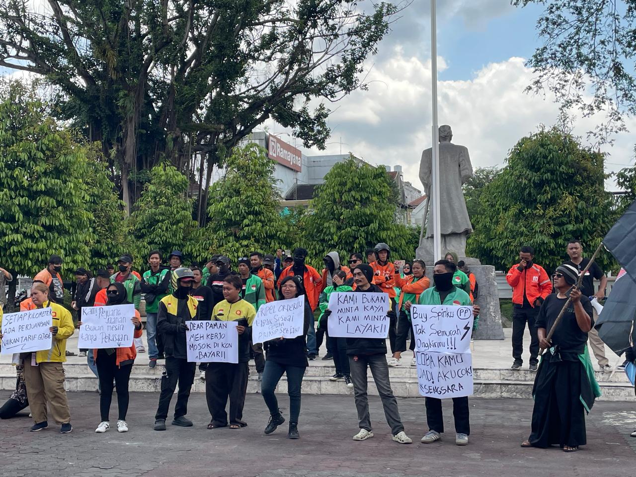 Demo Ojol di Jogja, Massa Tuntut Keadilan Tarif dan Regulasi Transportasi Online