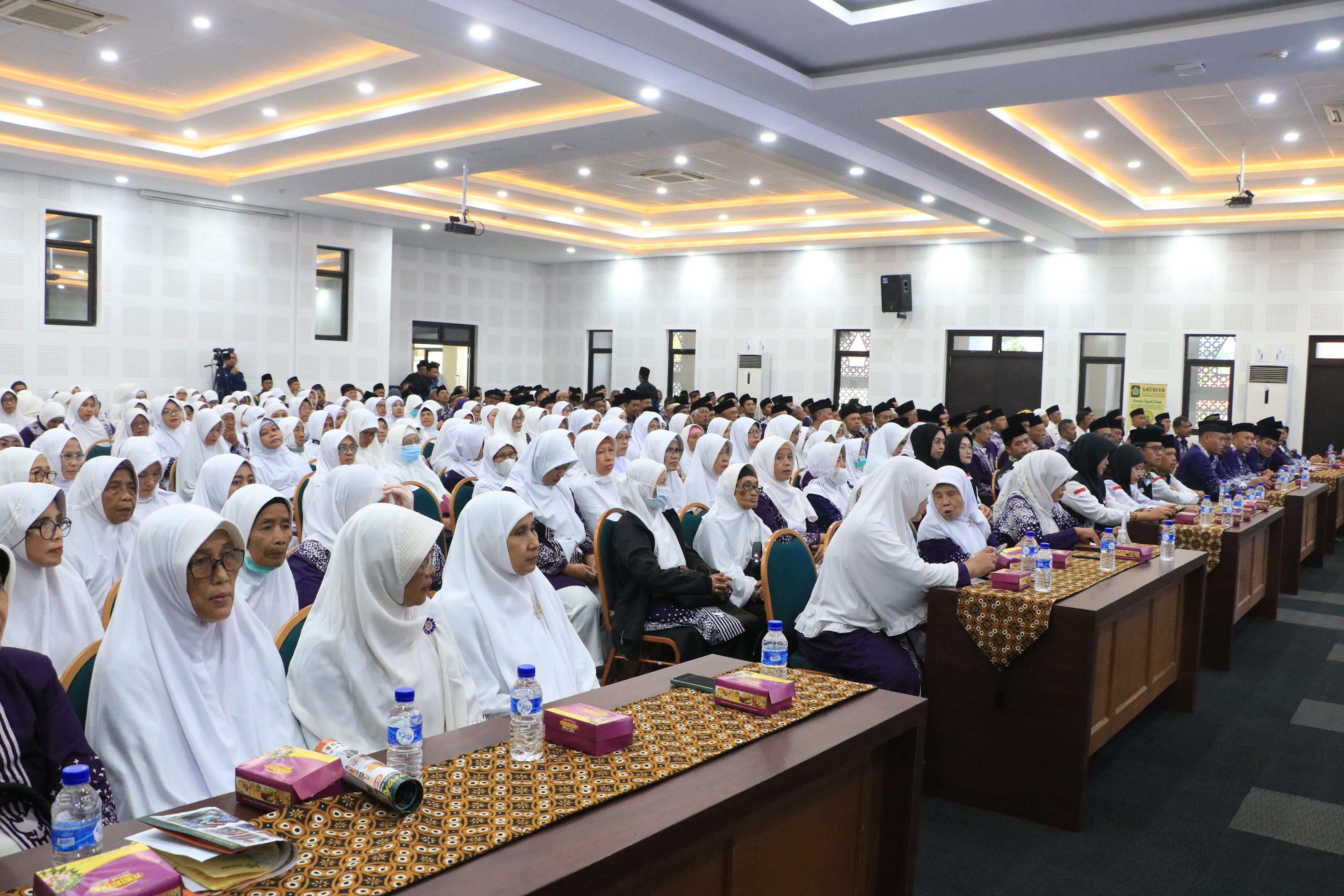 Ratusan Calon Jamaah Haji Kulon Progo Berpamitan pada Penjabat Bupati