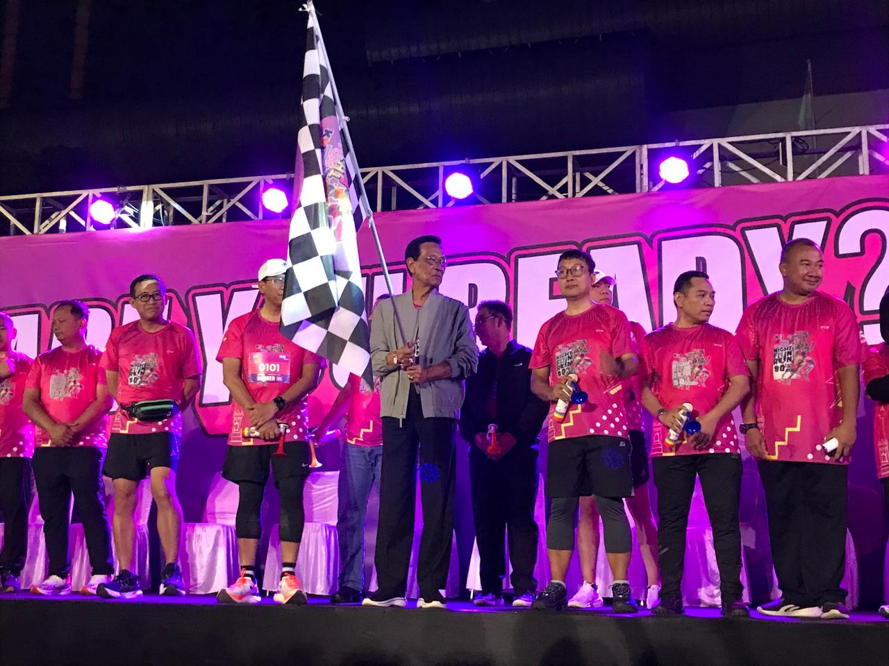 Dibuka Sri Sultan HB X, Peserta KAI Bandara Glow Night Fun Run Didominasi ...