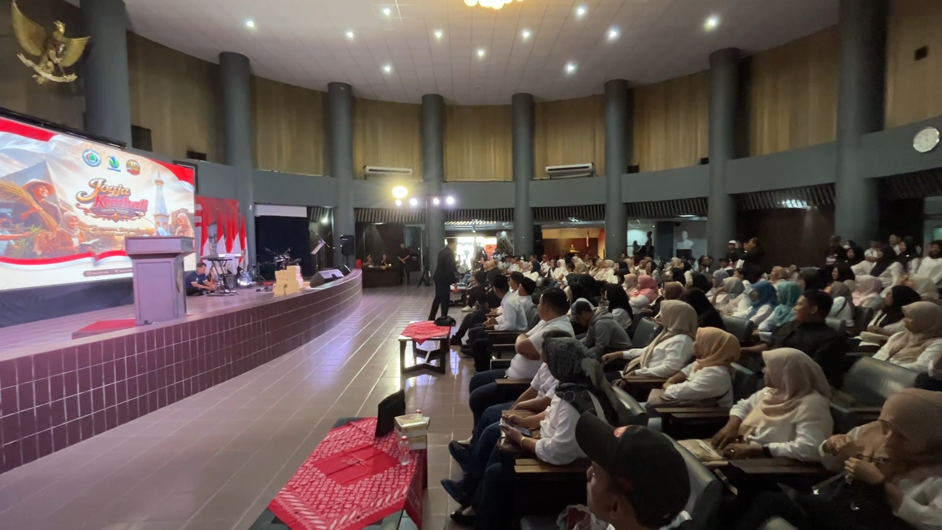 Relawan MBG Berharap Status Dinaikkan Jadi Karyawan SPPG