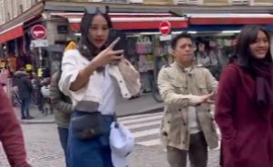 Foto kegiatan Anya Geraldine di Paris