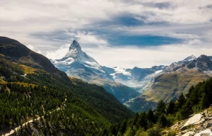 destinasi wisata terkenal di negara Swiss, Zermat