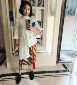 inspirasi outfit Hari Kartini 21 April 2022