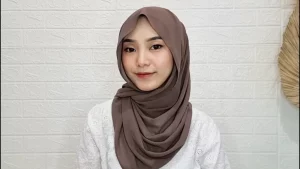 Gaya Hijab Pashmina Lebaran 2022