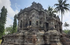 Wisata candi di Magelang selain Borobudur