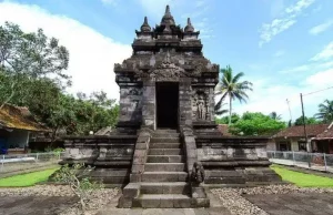 Wisata candi di Magelang selain Borobudur