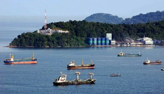 Pembangunan Maritim Center Muaro Padang