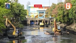 Pemprov DKI Salurkan Bantuan Banjir Kali Ciliwung