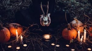 mitos dan sejarah Halloween