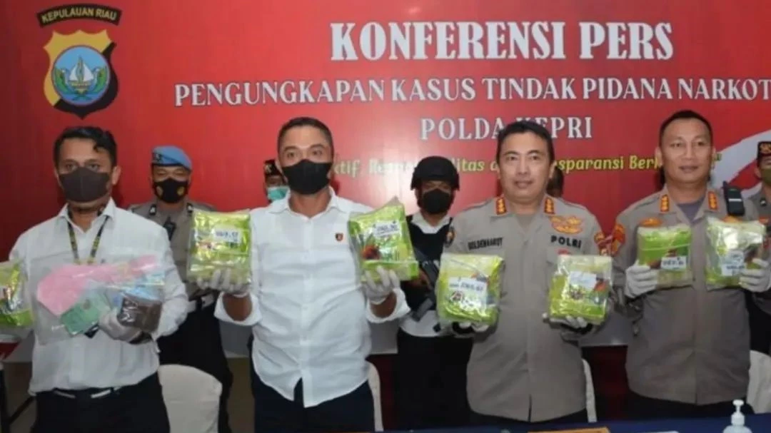 Polda Kepri Gagalkan Penyelundupan Sabu Internasional, Polri Amankan 26 ...