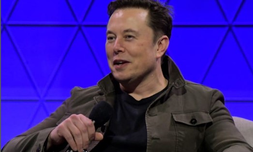 Elon Musk pulihkan akun Twitter