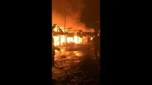 Pasar Kesamben Blitar terbakar