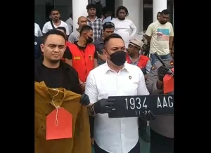 pelaku pemukulan Mahasiswa di Surabaya