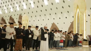 Masjid Al Jabbar Resmi Dibuka untuk Umum