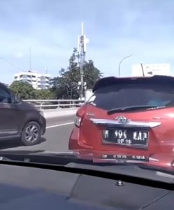 Kondisi lalu lintas di Exit Tol Jelambar