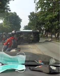 Kondisi lalu lintas pasca kecelakaan di Jalan Yos Sudarso