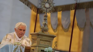 Mantan Paus Benediktus XVI Meninggal Dunia