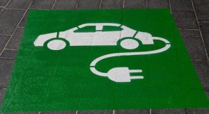 Cara merawat mobil listrik