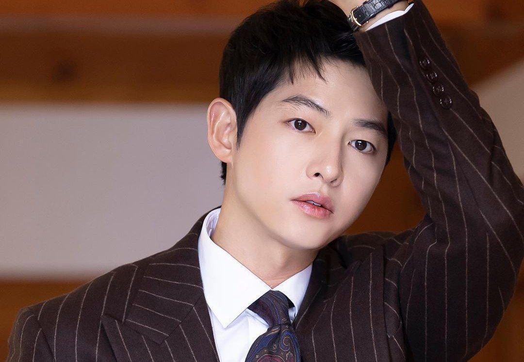 Selain Reborn Rich Ini 5 Drakor Populer Yang Dibintangi Song Joong Ki 1178