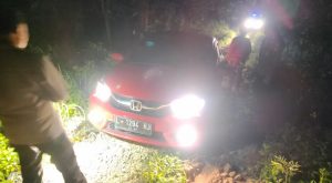 Mobil Tersesat di Hutan Panggang Gunungkidul