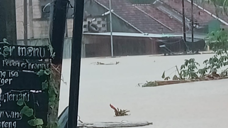 Banjir di Meteseh Semarang hari ini