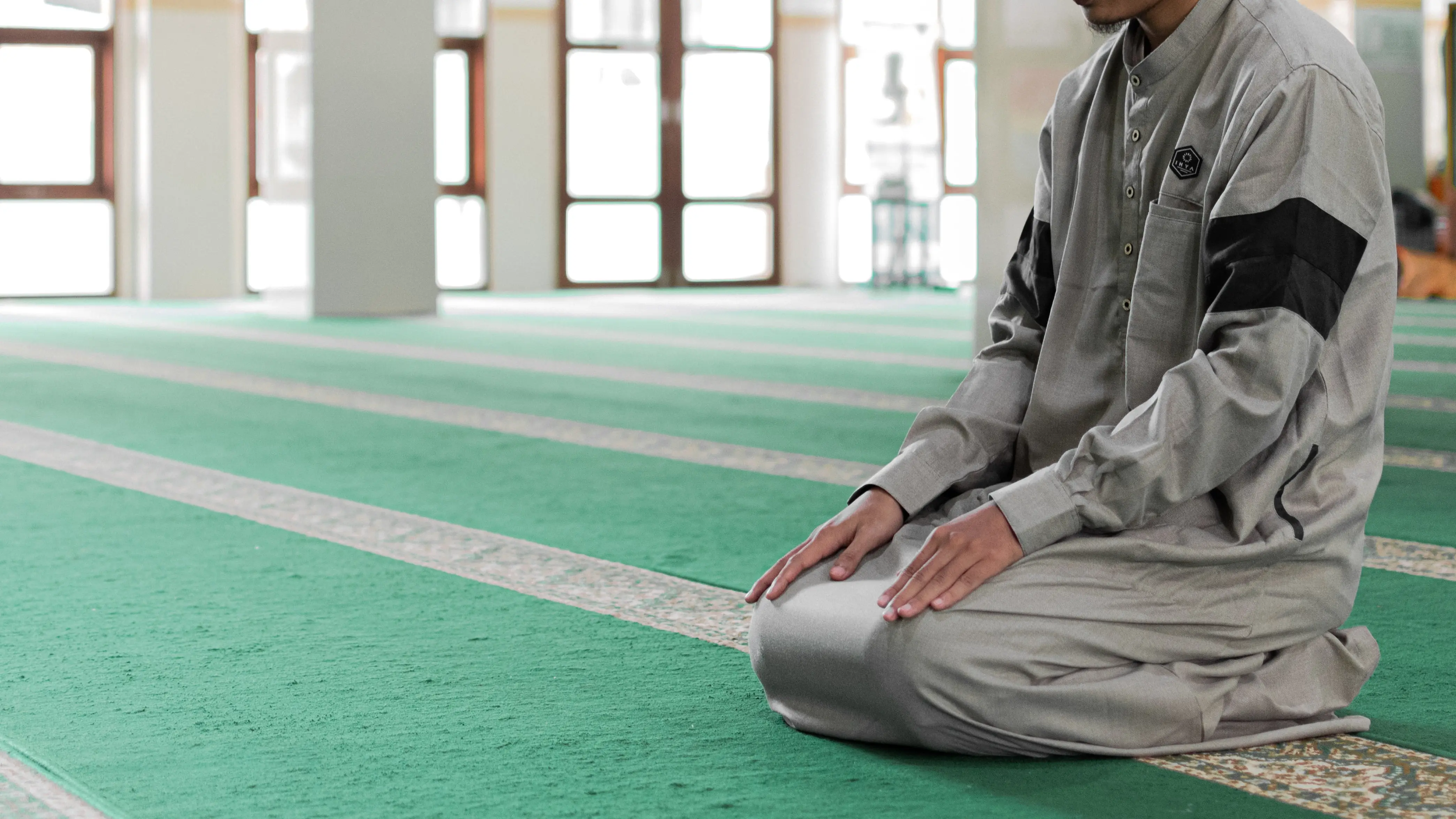 Tata Cara Sholat Tasbih Lengkap Waktu Pelaksanaan Bagi Umat Muslim