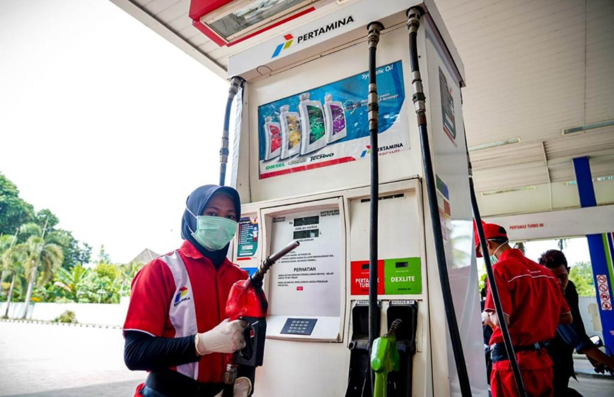 Update Harga BBM Pertamina Terbaru 5 Februari 2023, Pertamax Turbo Dan ...