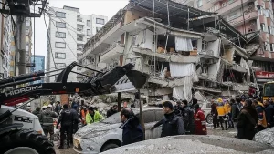 WNI Luka Berat usai Gempa Turki M 7,8 