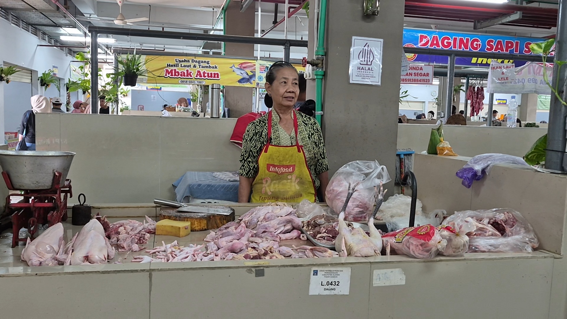 Harga Ayam Turun, Lapak Ayam di Pasar Godean Malah Sepi, Pedagang Kalah Bersaing ...