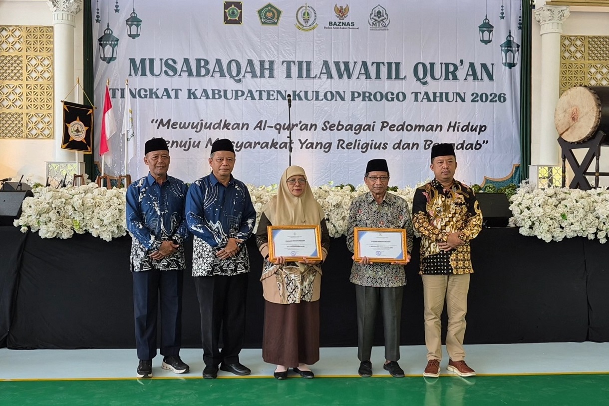 Sang Anak Kenang Keteguhan Kyai Fatkhurochman Menyebarkan Cinta Al-Qur'an Meski Penuh Rintangan