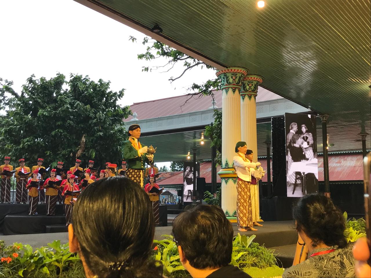 Pameran Hamong Nagari Dihelat, Kraton Ngayogyakarta Suguhkan Pakaian Abdi Dalem Sejak Masa Sri ...