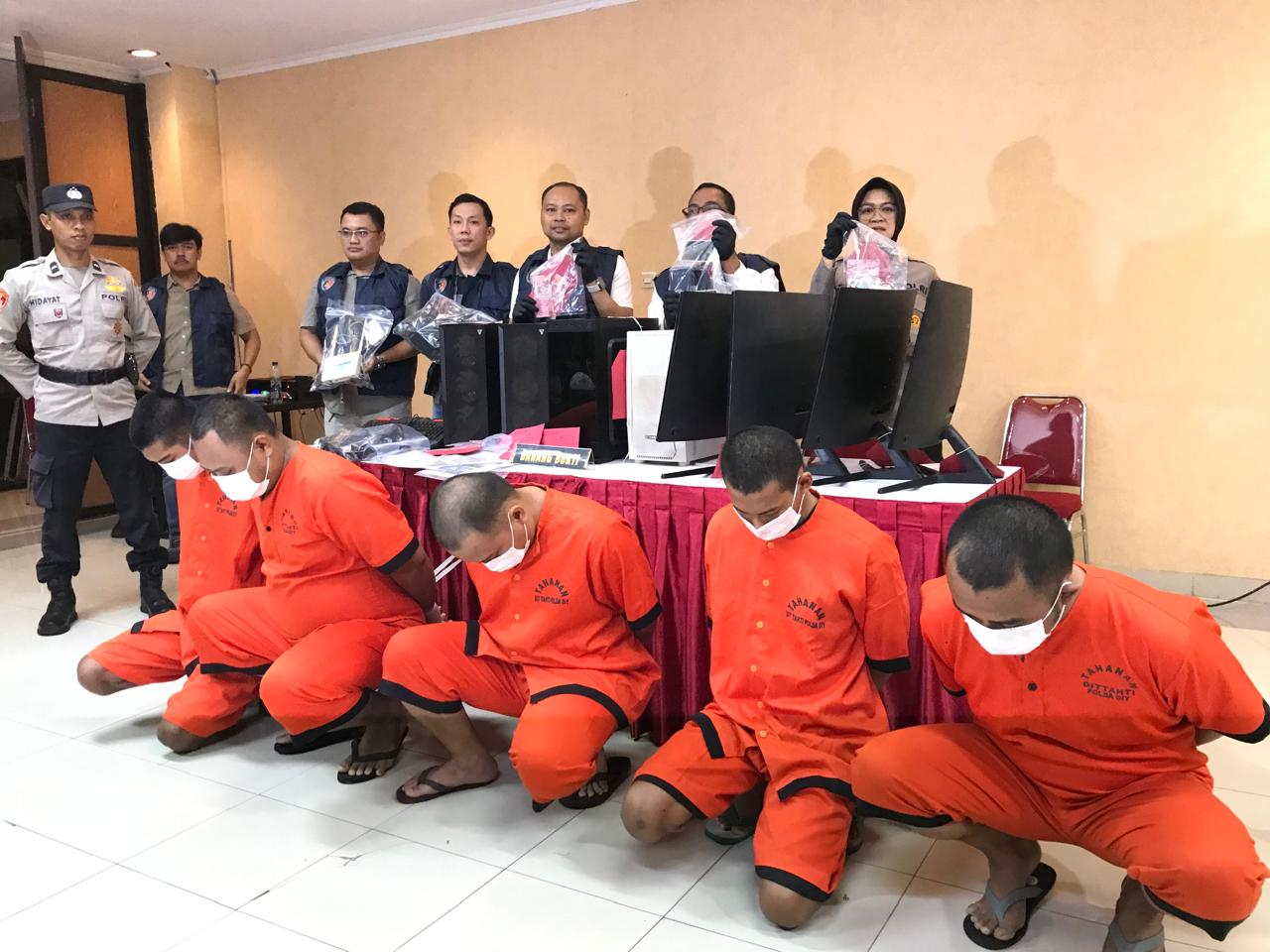 Tertangkap Basah Memainkan Judi Online saat Penggerebekan, 5 Orang Diamankan Polda DIY