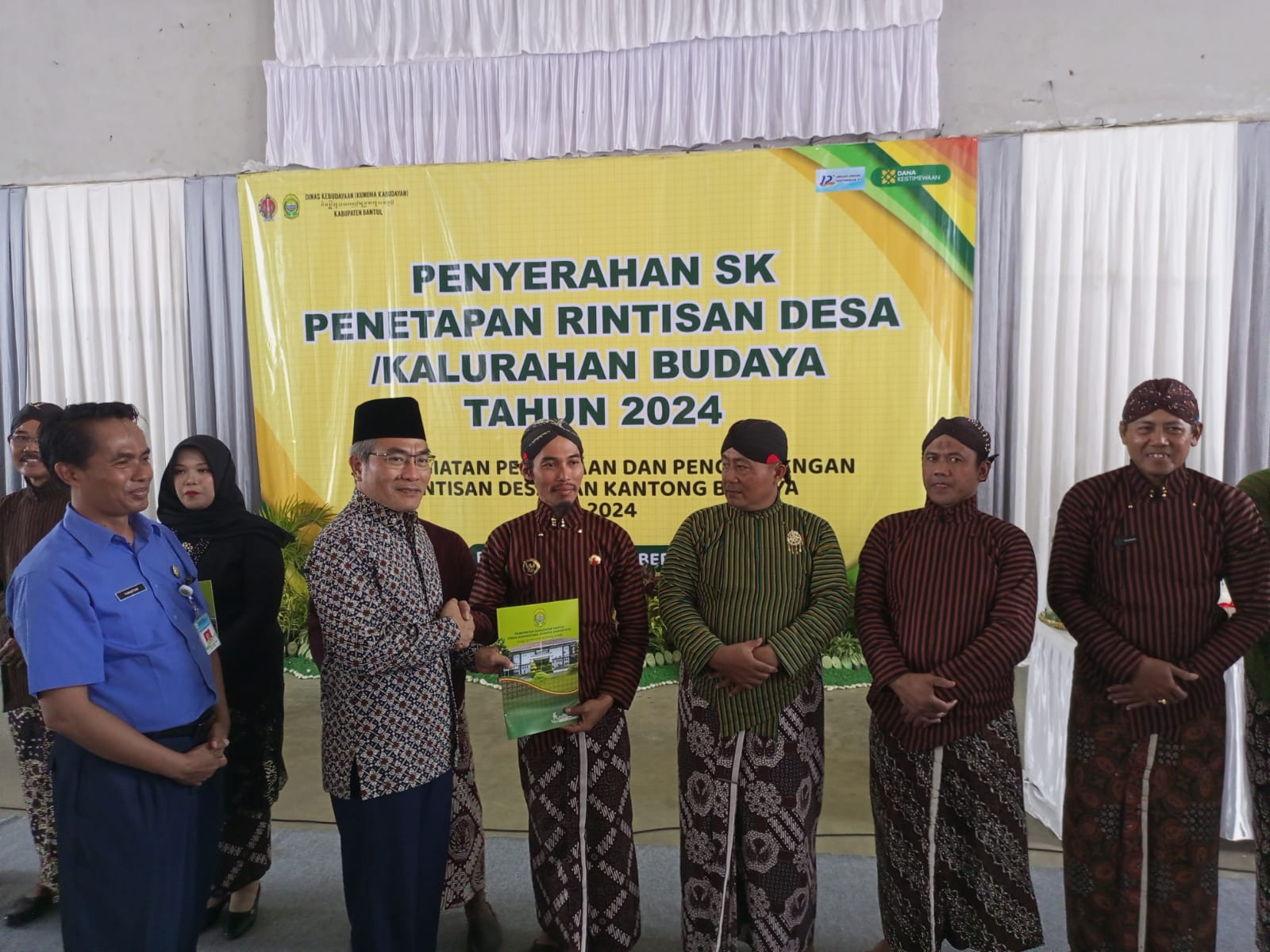 5 Kalurahan Terima SK Rintisan Desa Budaya, Bupati Bantul Abdul Halim: Kebudayaan Bukan ...