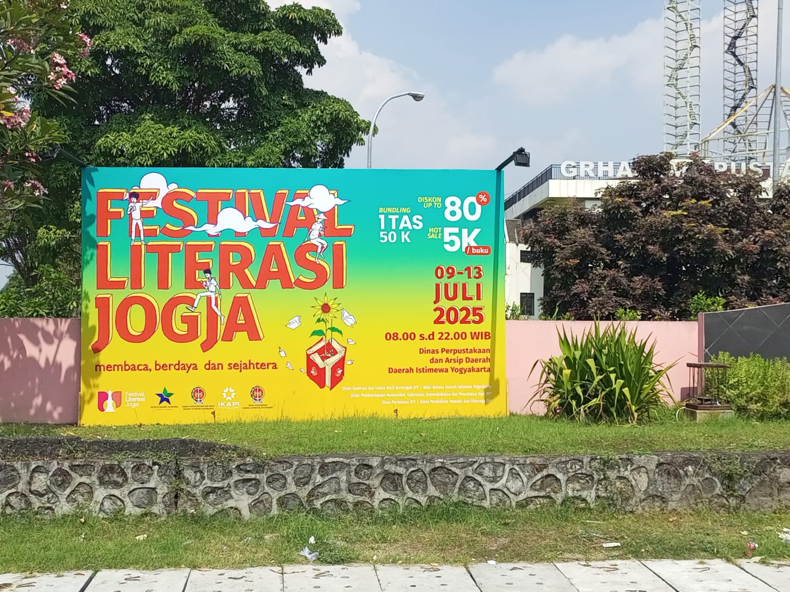 Festival Literasi Jogja 2025, Ada Bazar Buku Diskon sampai 80 Persen