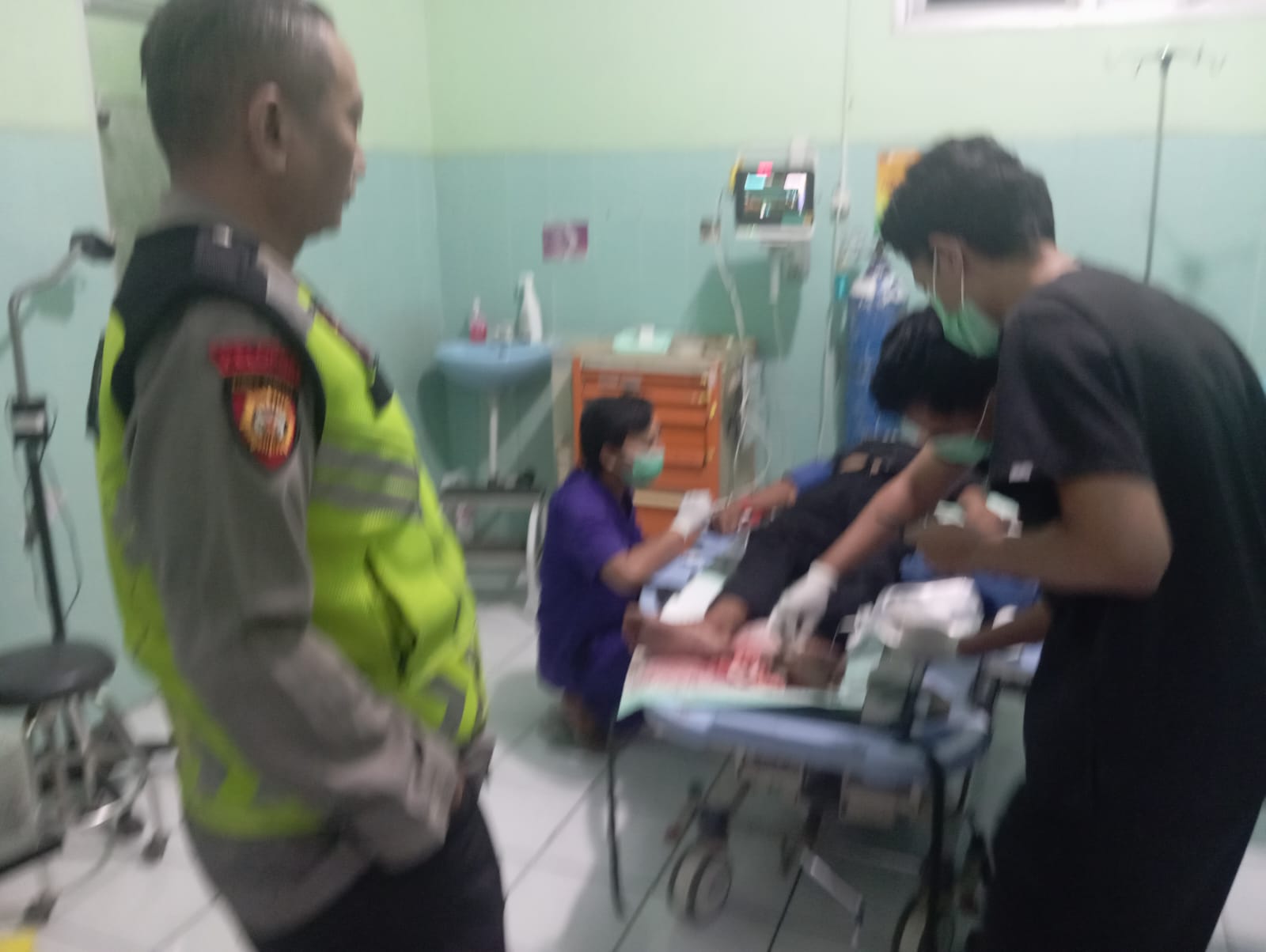 Pemuda Kena Sabet Pedang OTK Usai Cekcok di Jalan Piyungan Bantul