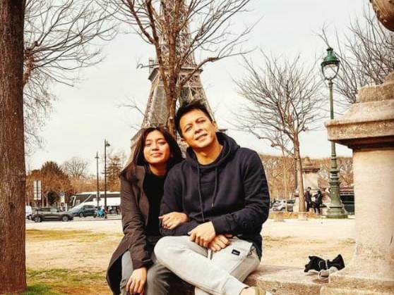 Momen Ariel Noah Datang Ke Sekolah Putrinya Netizen Masuk Grup Wali