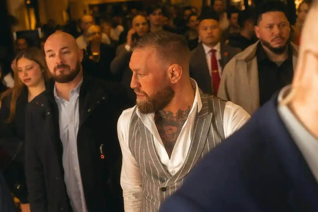 Conor McGregor Hina Petinju Senegaranya Gegera Masuk Islam