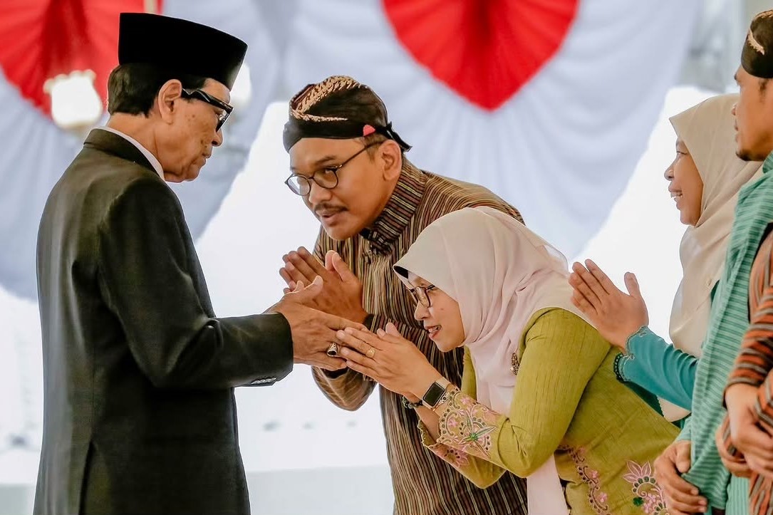 Sri Sultan Lantik 9 Pejabat Baru Pemda DIY, Tegaskan Jabatan Bukan Simbol Kekuasaan ...