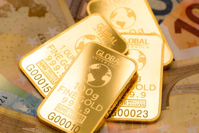 harga emas antam hari ini Senin 15 April 2024