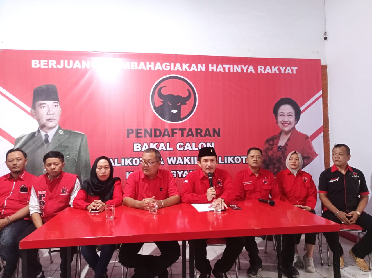 Tok! DPC PDI Perjuangan Kota Yogyakarta Buka Pendaftaran Bakal Calon Walikota dan Wakil ...