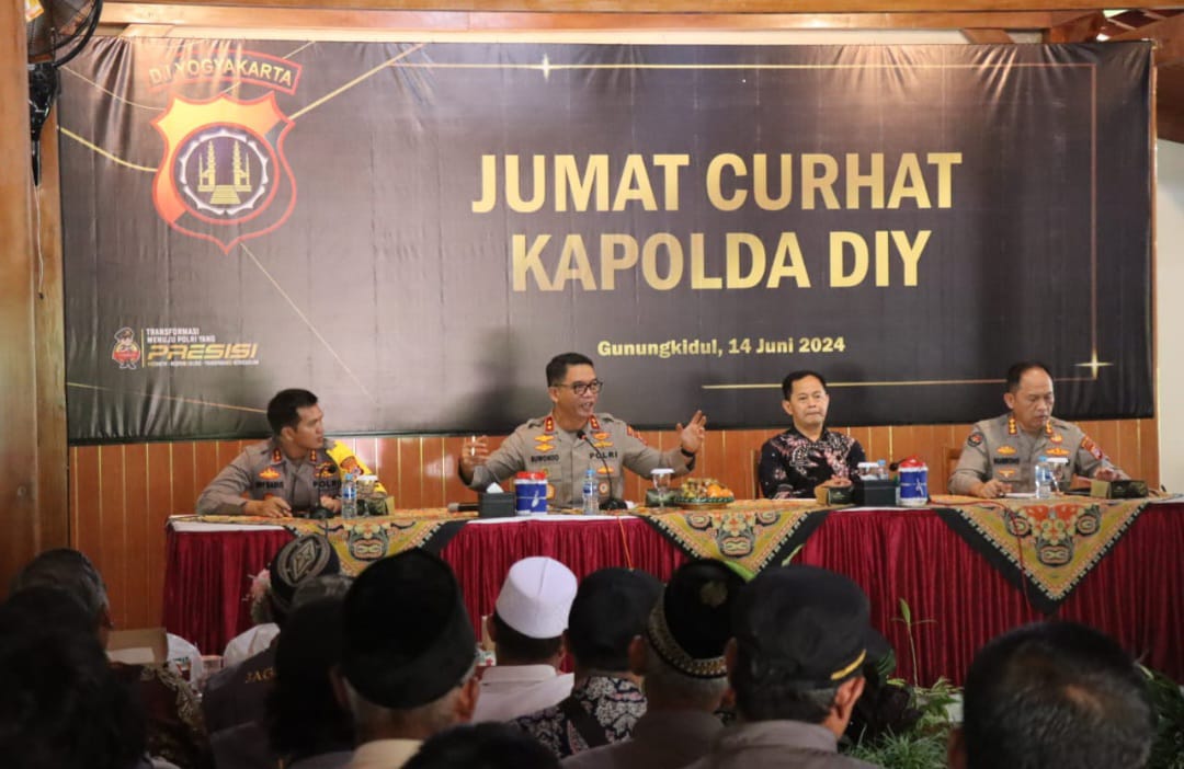 Jum'at Curhat, Kapolda DIY Komitmen Berantas Judi Online dan Pinjol