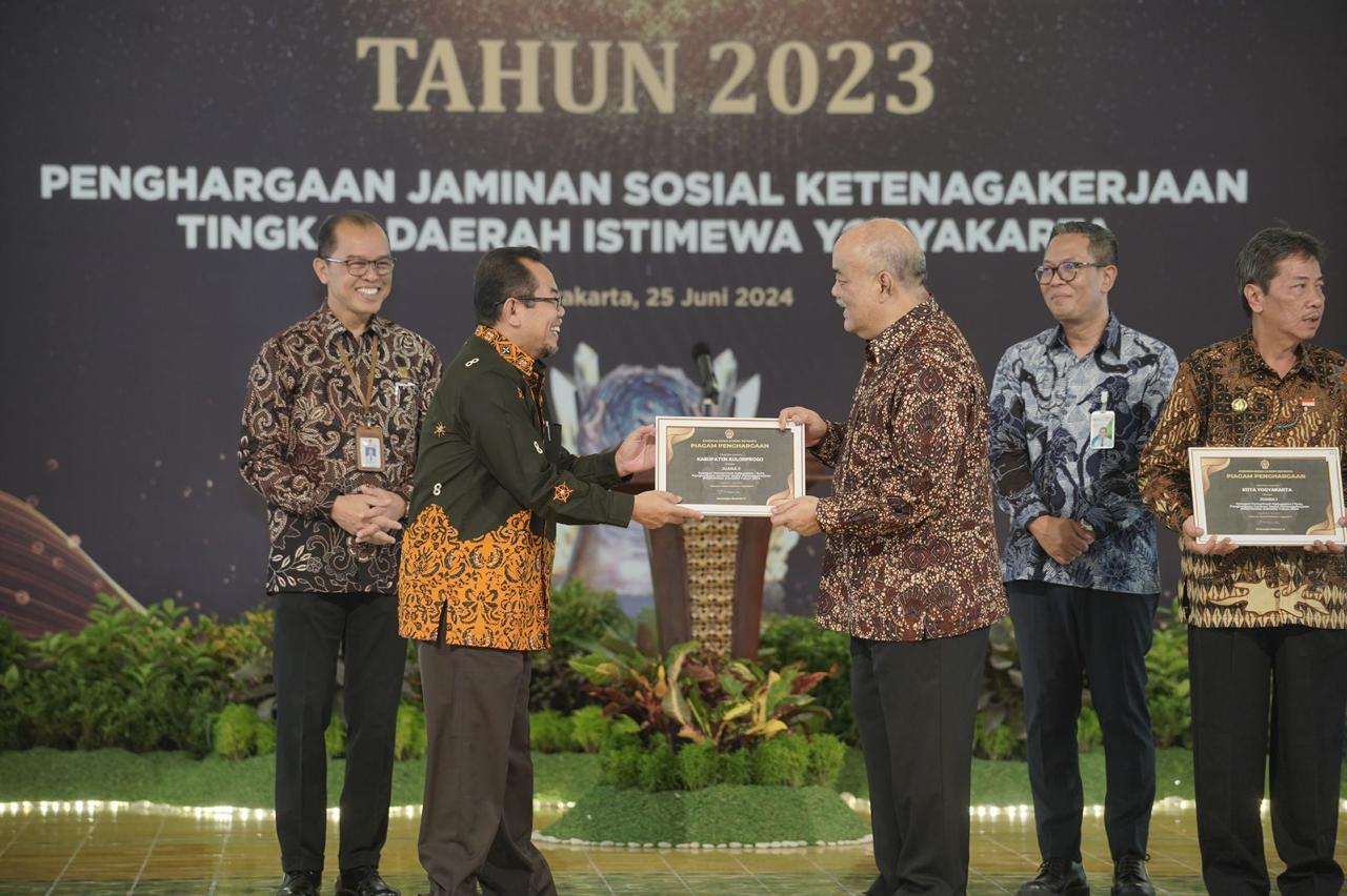Pemkab Kulon Progo Terima Penghargaan Panitrana Tahun 2023