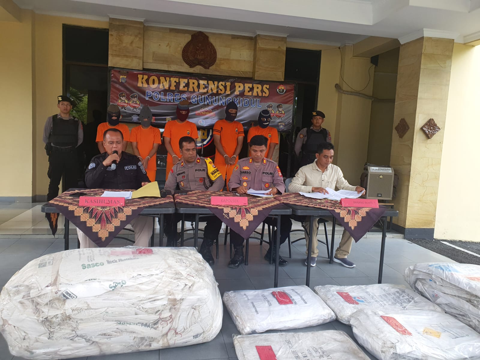 Curi Karung di Tempat Kerja, 5 Karyawan Pabrik di Gunungkidul Ditangkap Polisi