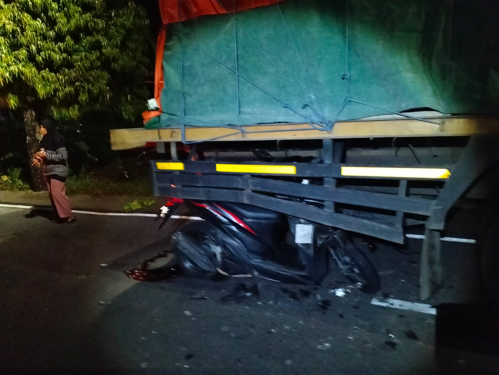 Tabrak Truk dari Belakang, Pengendara Motor Meninggal Dunia