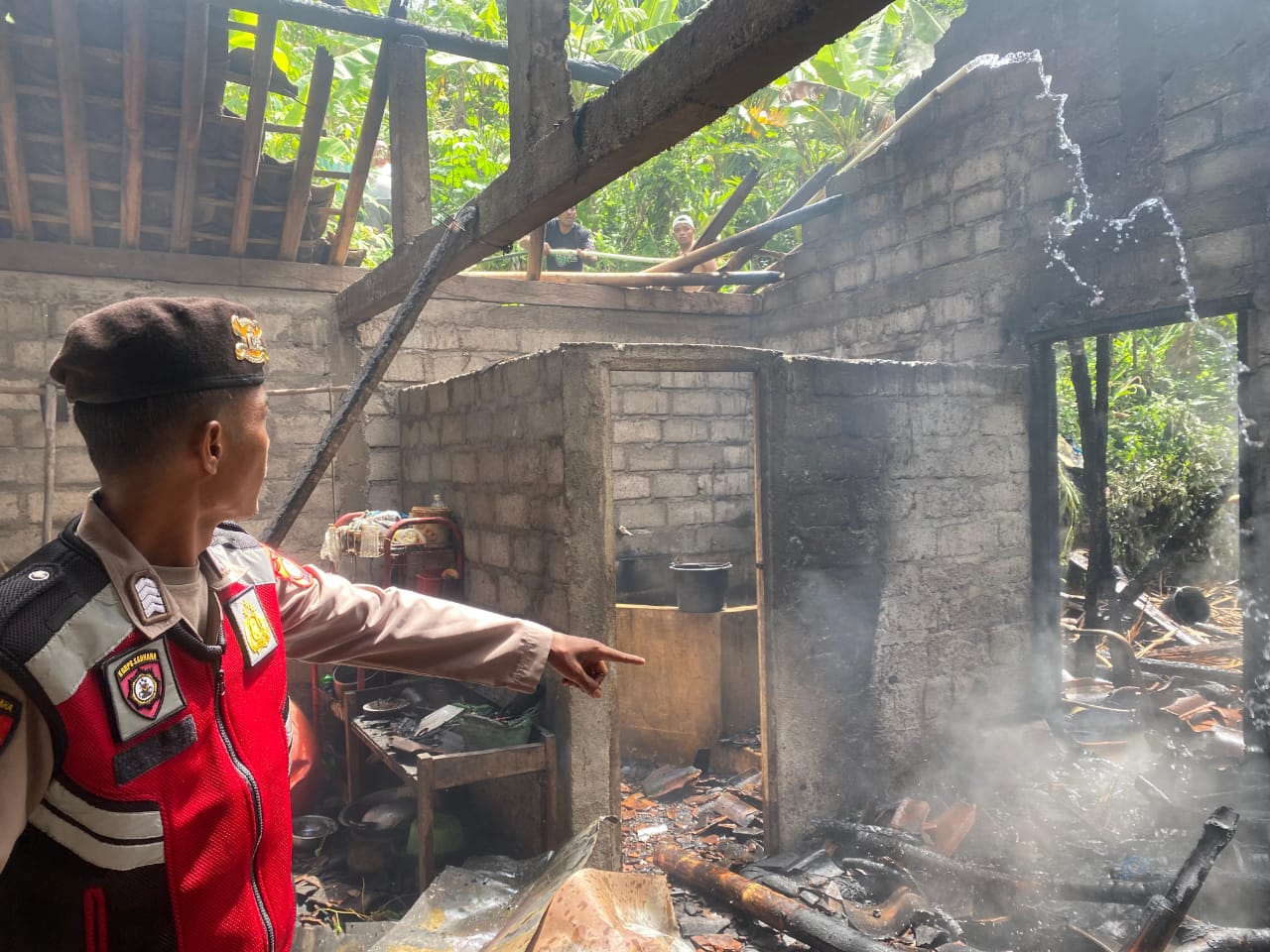 Ditinggal ke Sawah, Sebuah Rumah di Samigaluh Terbakar