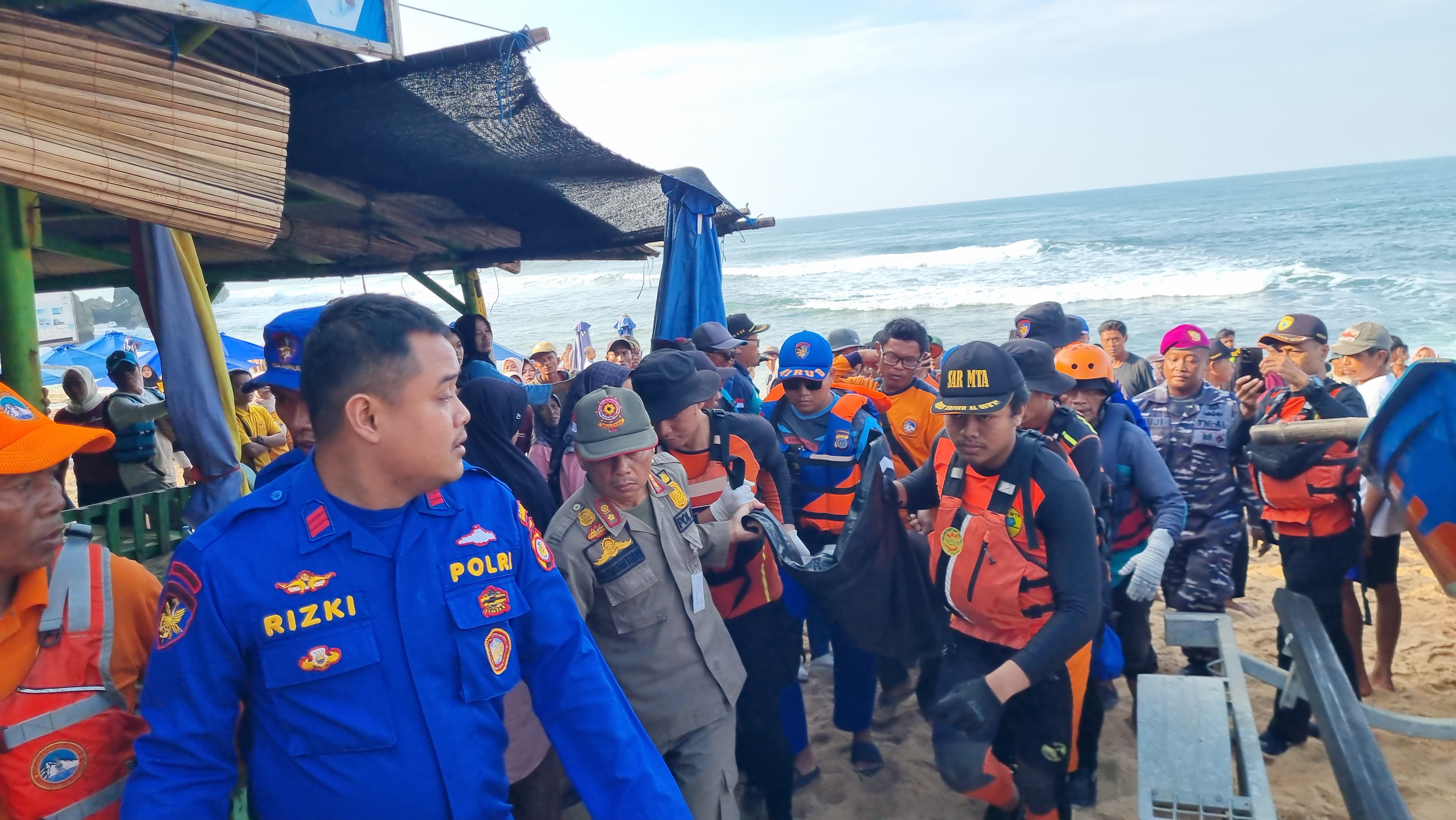 Korban Terakhir Laka Laut Pantai Drini Berhasil Ditemukan Dalam Kondisi Meninggal Dunia