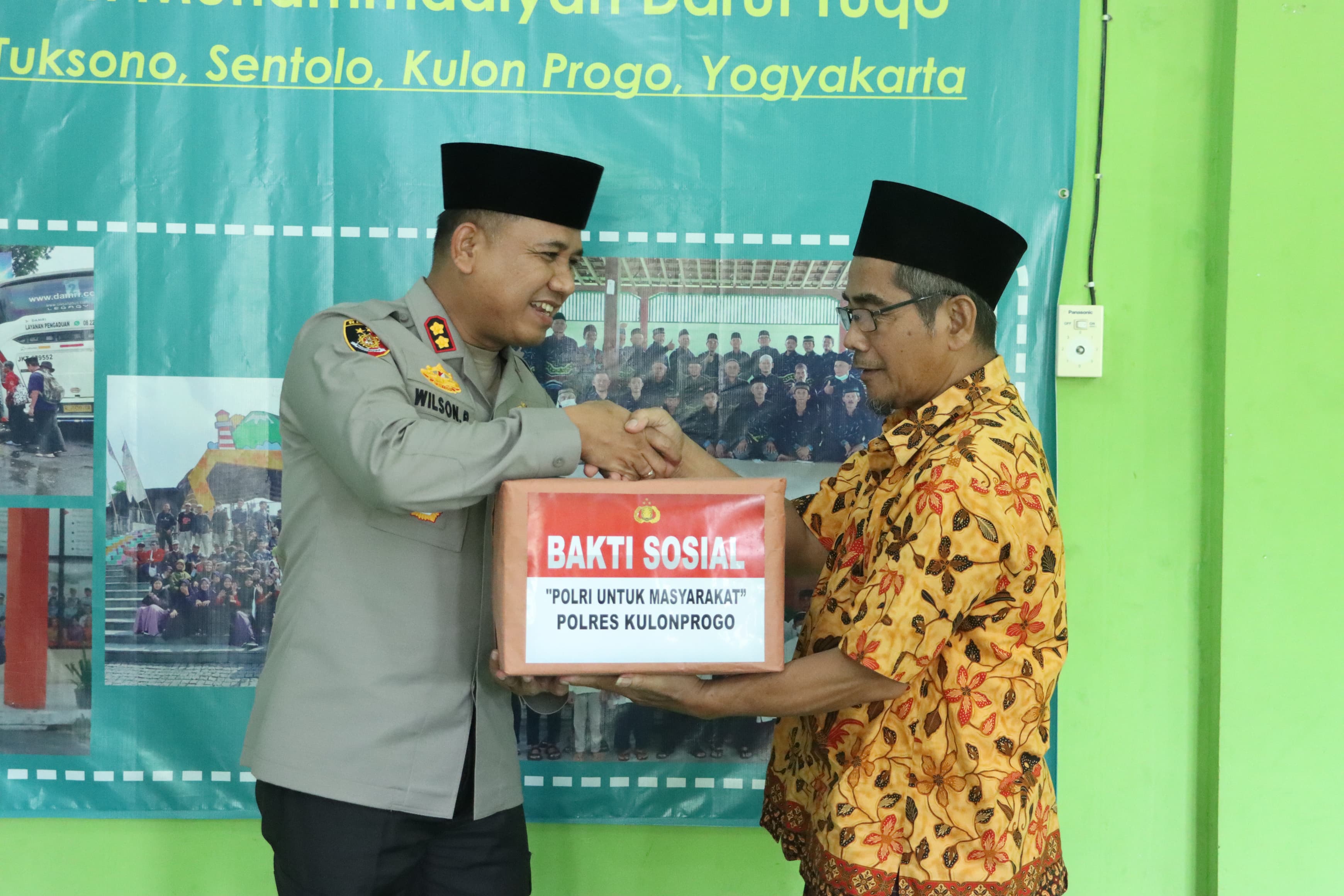 Bulan Ramadhan, Polres Kulon Progo Berbagi pada Sesama