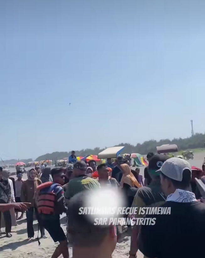 Sempat Titipkan Barang Bawaan, Perempuan Asal Jawa Barat Nekat Ceburkan Diri di Pantai ...
