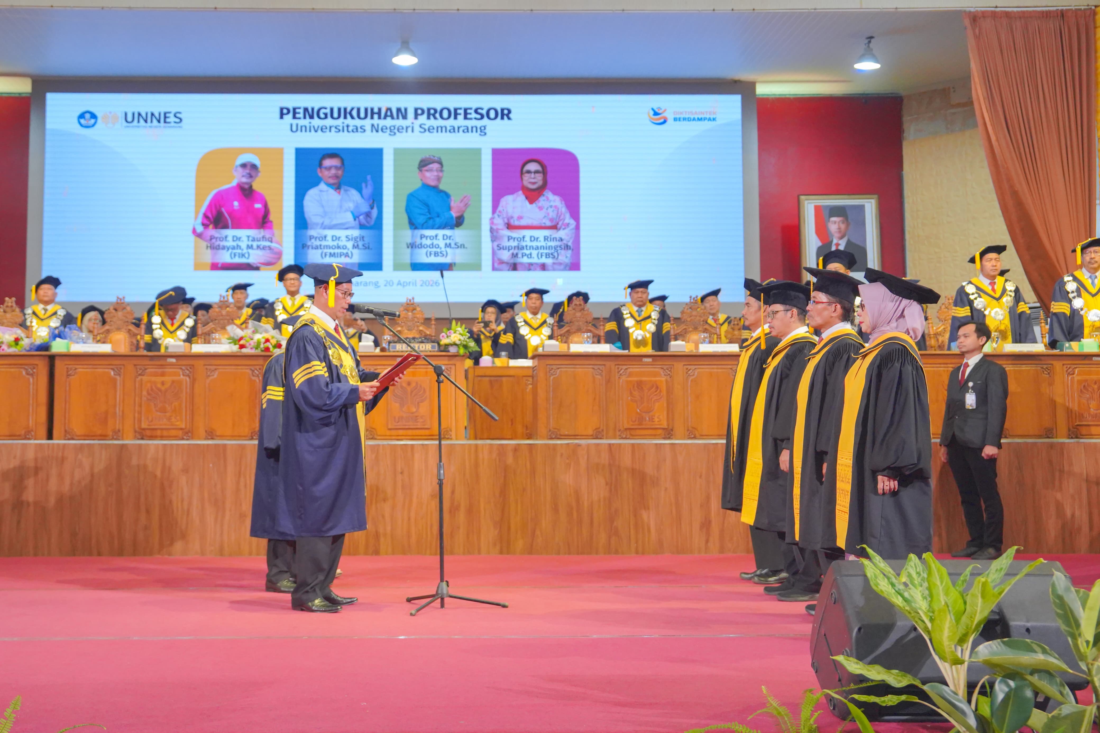 Muhammad Robby Unnes Kukuhkan Empat Profesor Baru, UNNES Perkuat Pakar Keolahragaan hingga ...